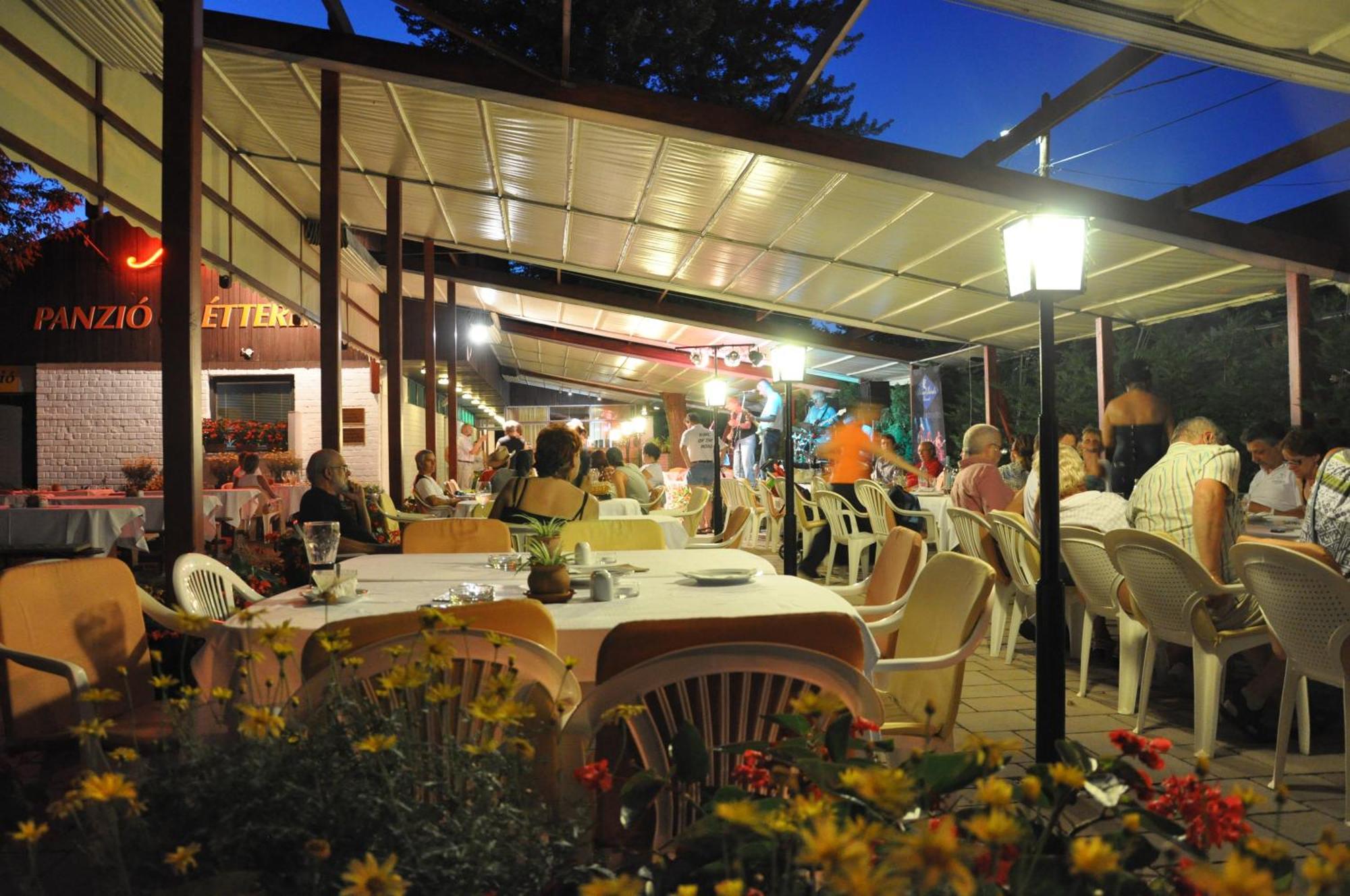 Hotel Melis Balatonlelle Εξωτερικό φωτογραφία
